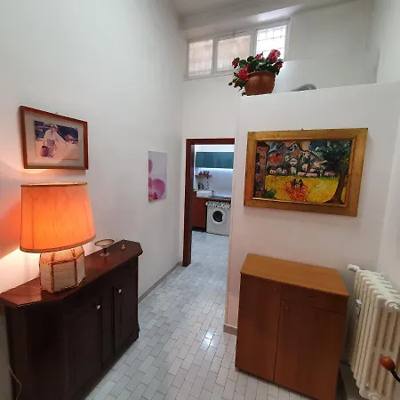 Appartement Very Quiet Studio, Central Old Town Bari