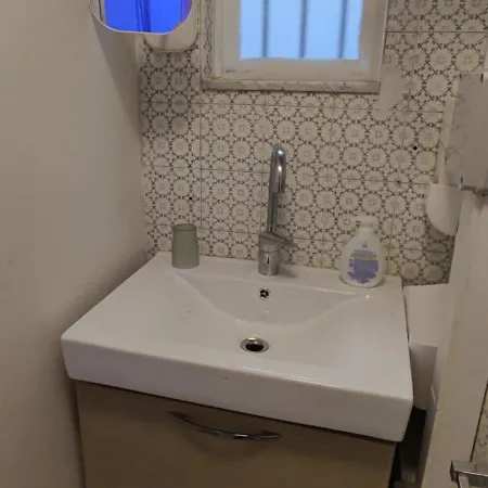 Very Quiet Studio, Central Old Town Appartement *